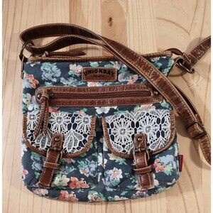 UNIONBAY Floral & Lace Crossbody Multi Pocket Boho Bag Women's Retro Y2K